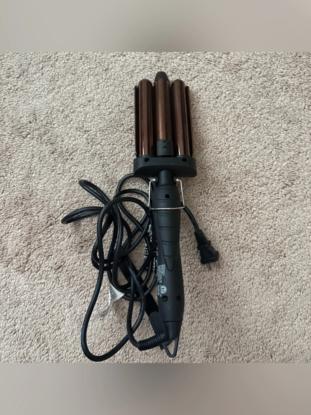 Foxybae Rose Gold Titanium Triple Barrel Hair Waver - Black